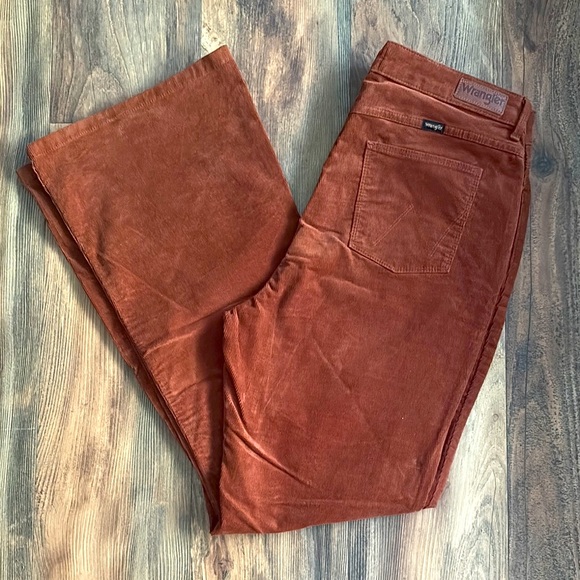 Wrangler Pants - NWOT Wrangler Corduroy High Rise Flare Pants